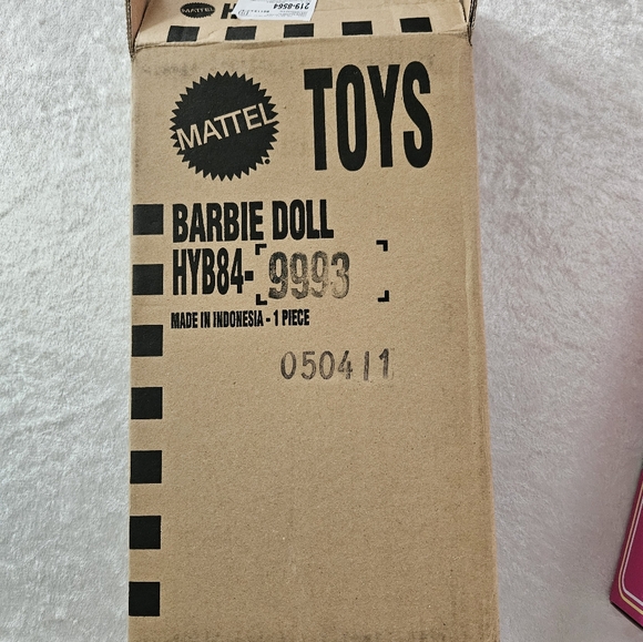 Weird Barbie by Mattel - Picture 4 of 9